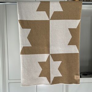 Tan and White Festive Holiday Blanket